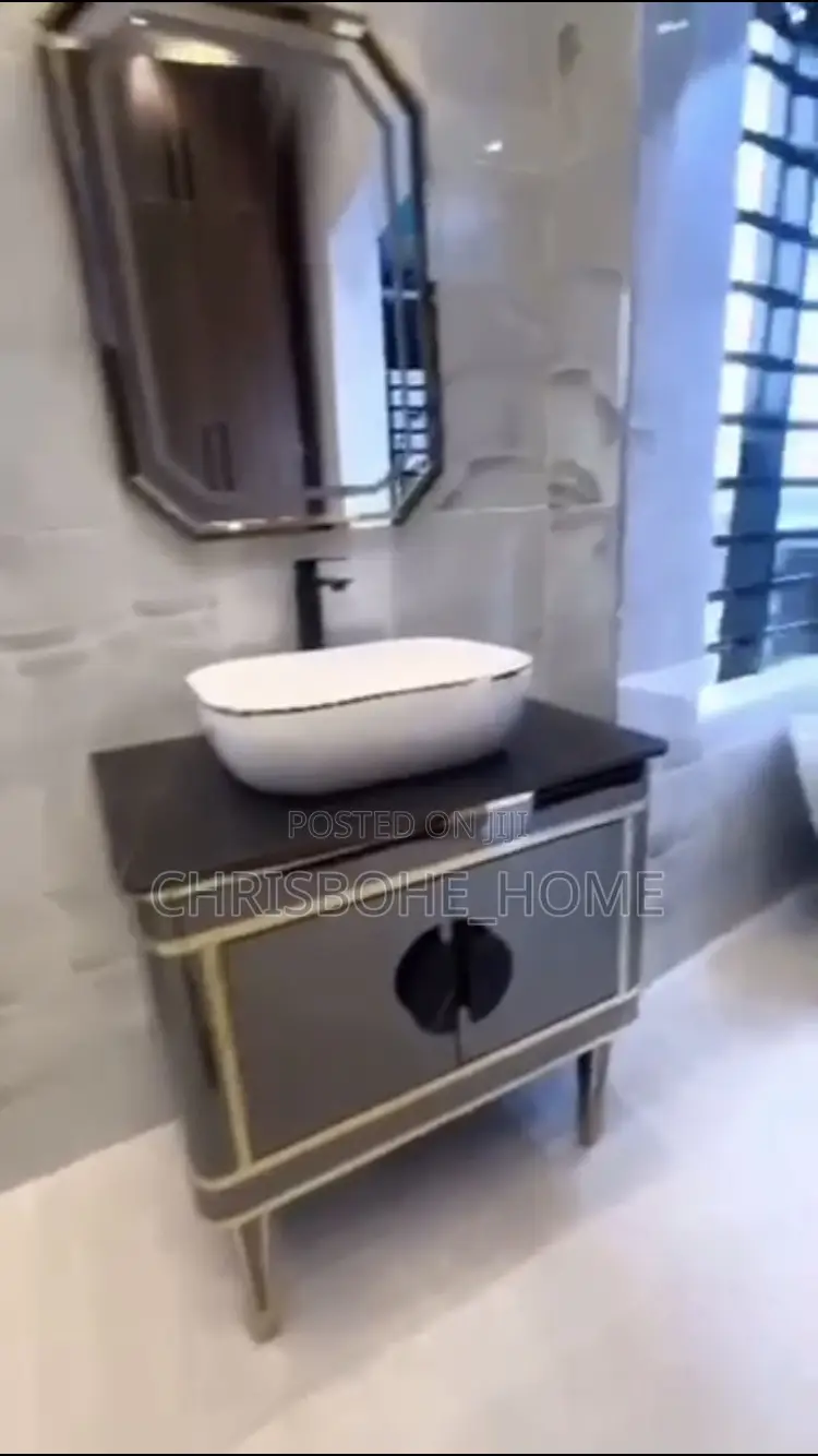 Chrisbohe_home