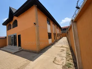 12bdrm Block of Flats in Ibadan for sale