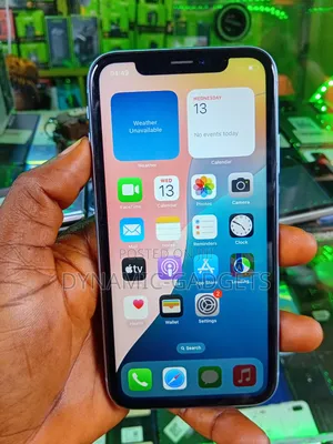 Apple iPhone XR 64 GB White