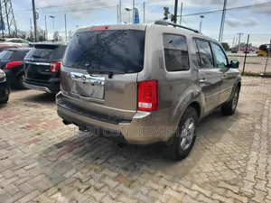 Honda Pilot 2010 Green