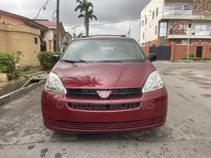 Toyota Sienna LE FWD (3.3L V6 5A) 2004 Burgundy