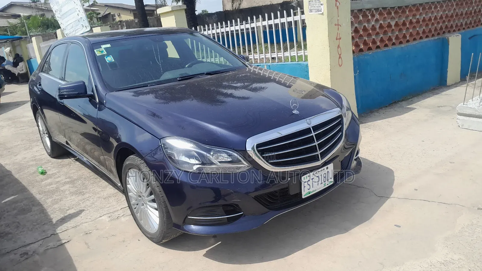 Mercedes-Benz E200 2016 Blue