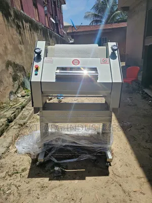French Bread Moulder