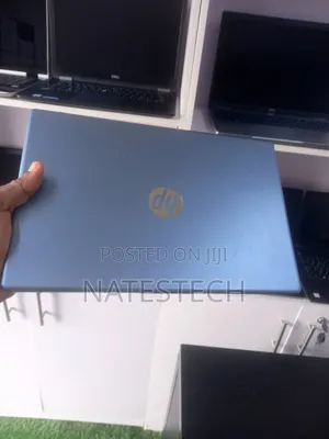 Laptop HP 14-dq1088wm 8GB Intel Core i3 SSD 256GB