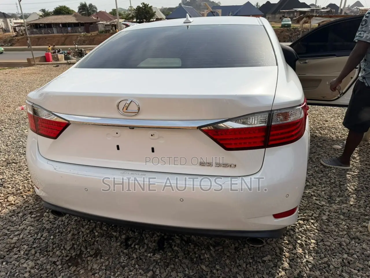 Lexus ES 2015 White