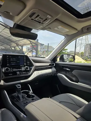 Toyota Highlander Platinum 2021 Black