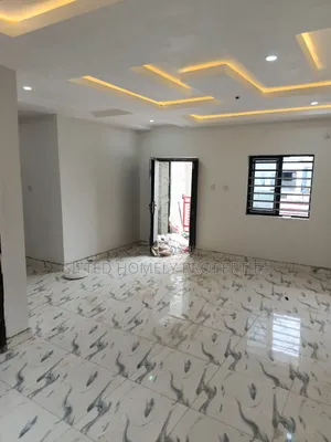 2bdrm Apartment in Woji for rent