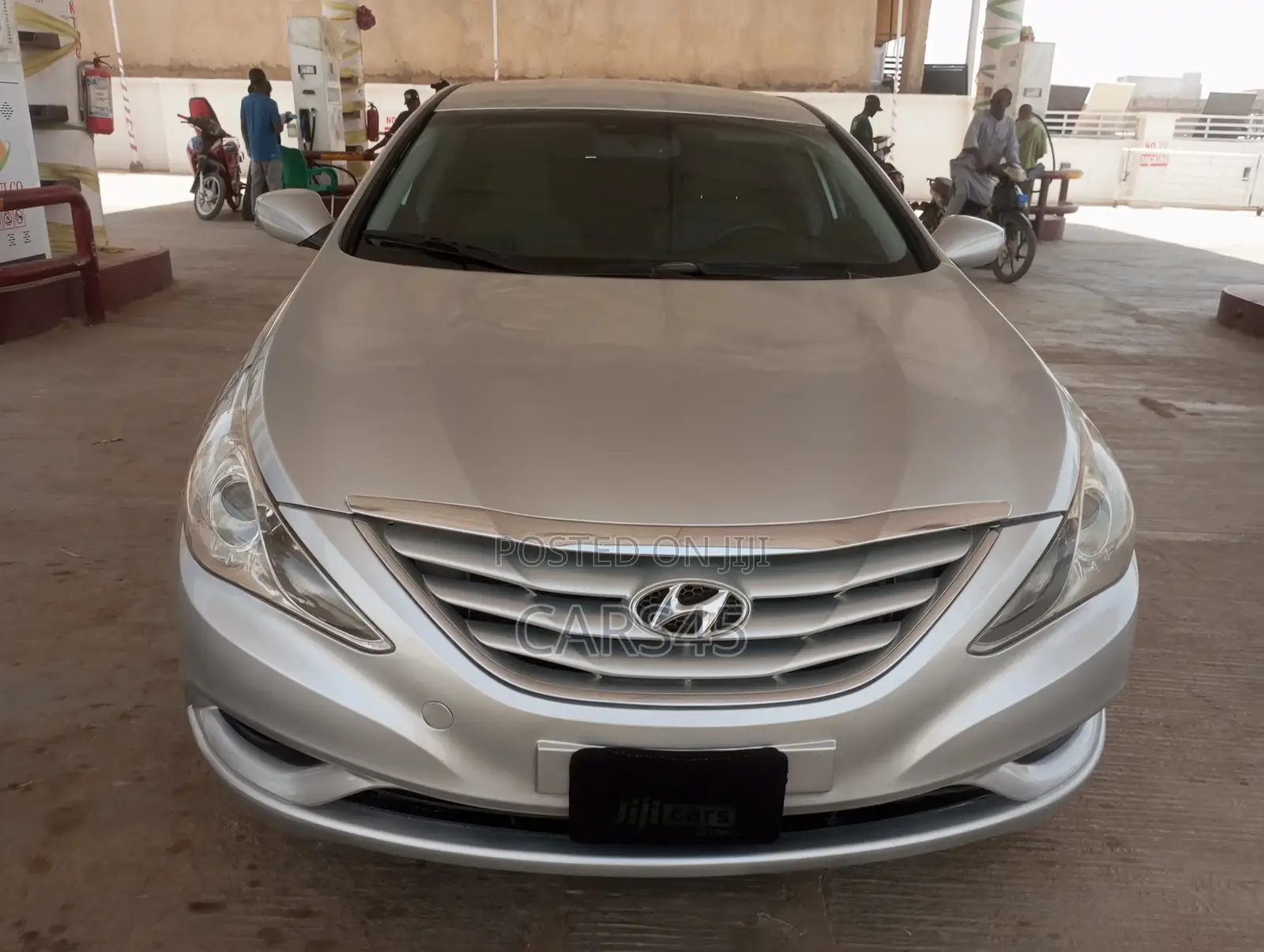 Hyundai Sonata 2011 Silver