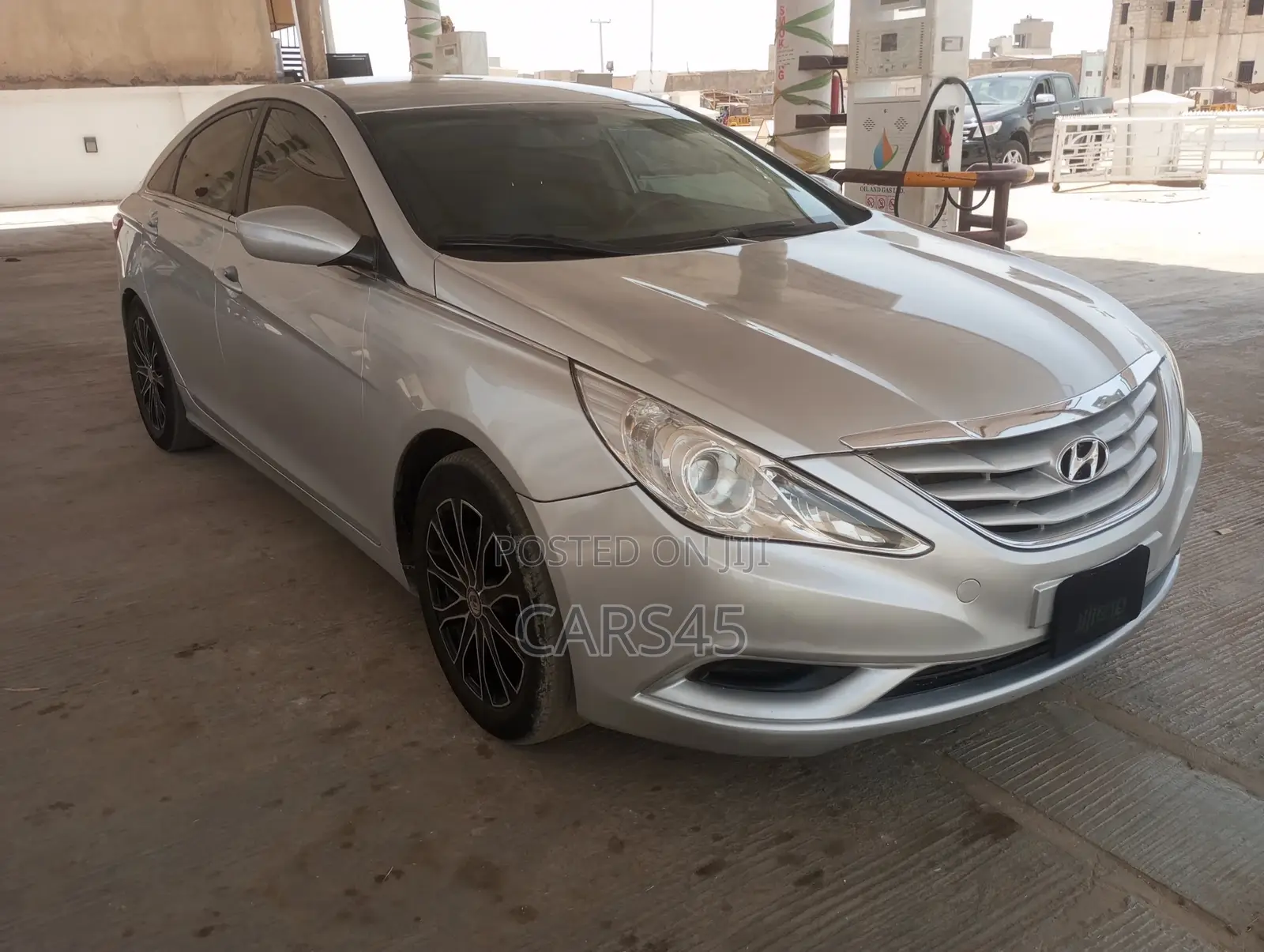 Hyundai Sonata 2011 Silver