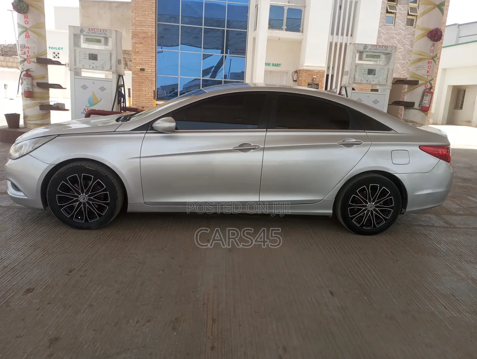 Hyundai Sonata 2011 Silver