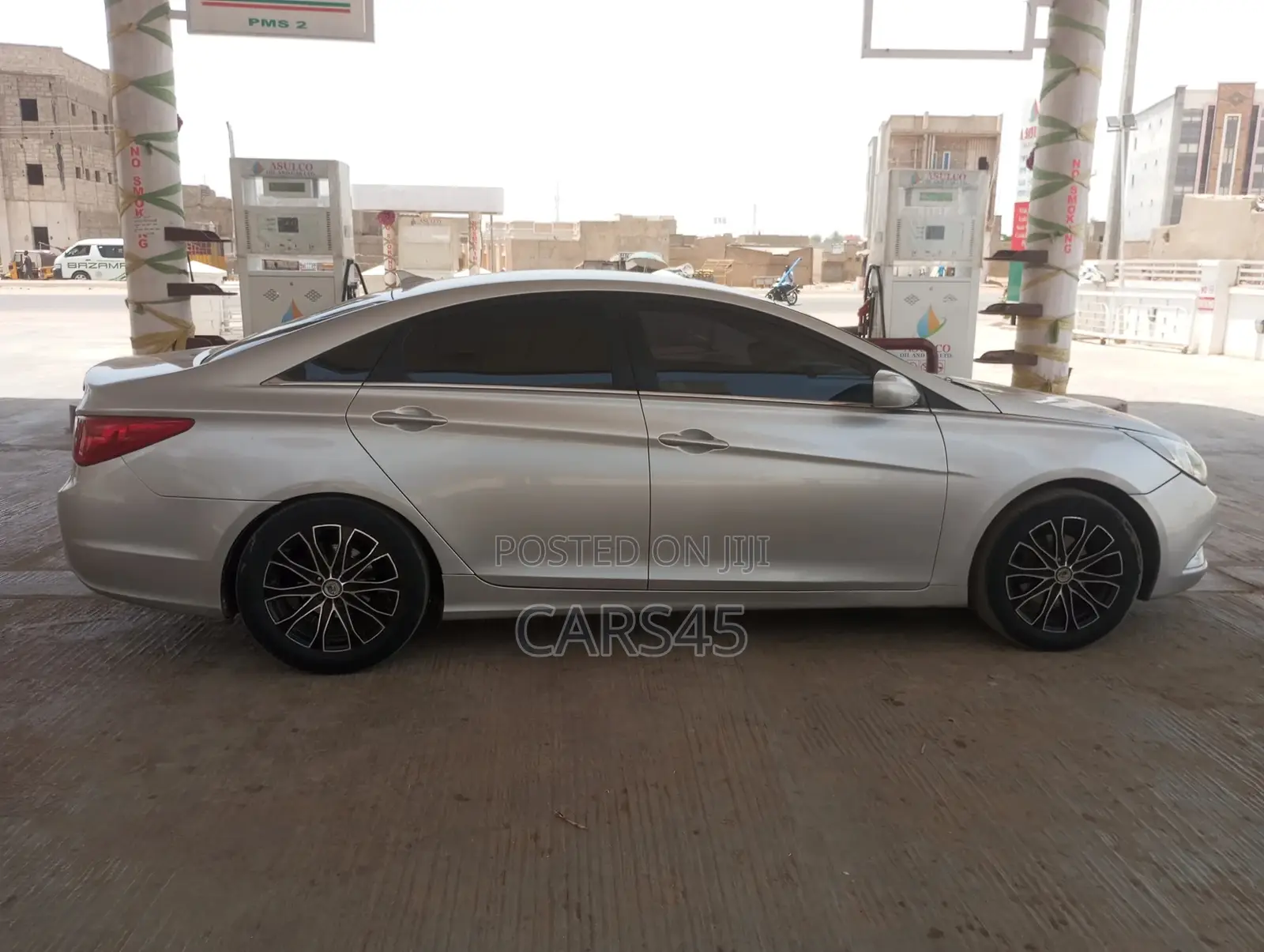 Hyundai Sonata 2011 Silver