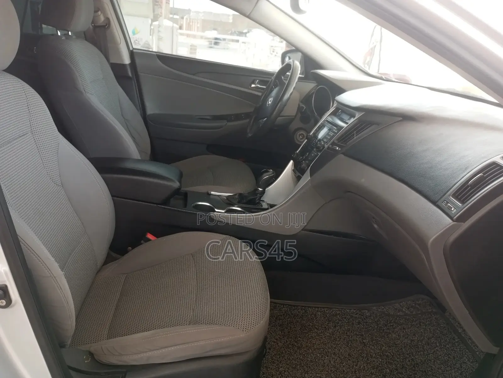 Hyundai Sonata 2011 Silver