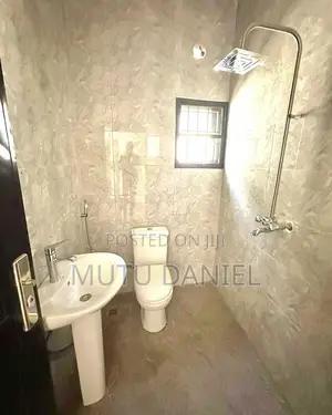 5bdrm Duplex in Life Camp for sale