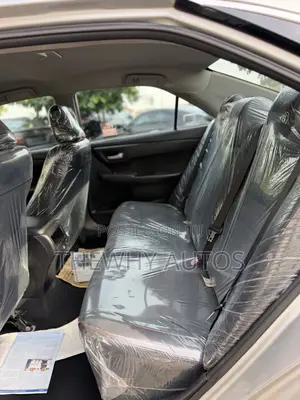Toyota Camry SE 4dr Sedan (2.5L 4cyl 6A) 2016 Silver