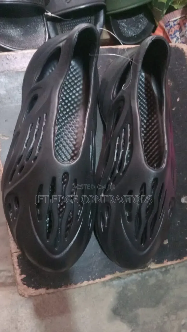 Cover Crocs