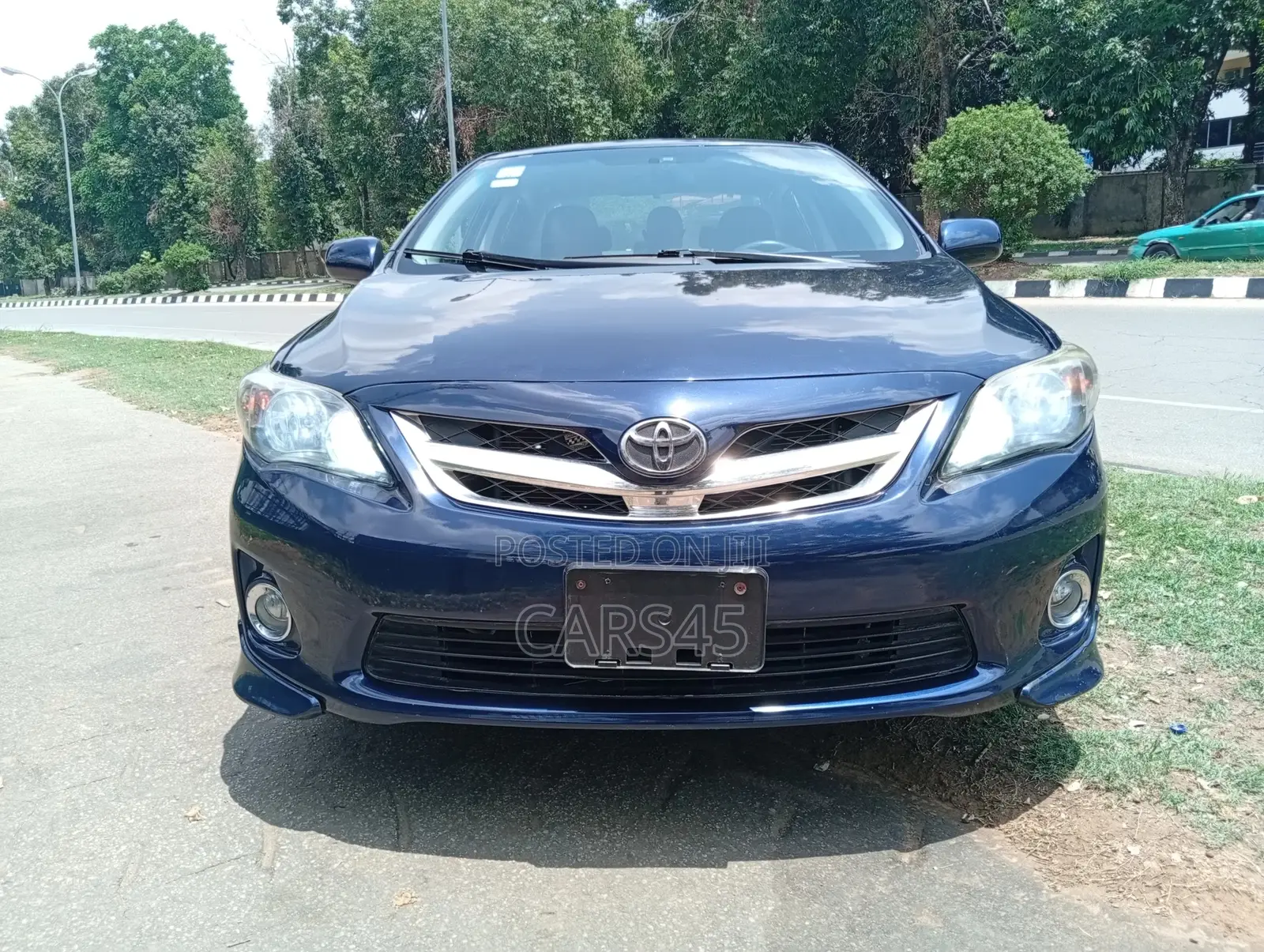 Toyota Corolla 2013 Blue