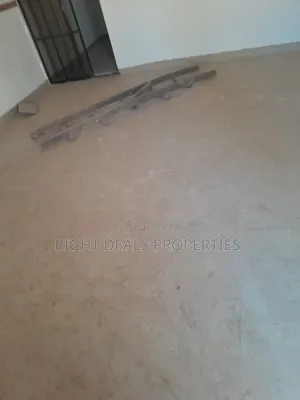 4bdrm Bungalow in Dawaki for rent