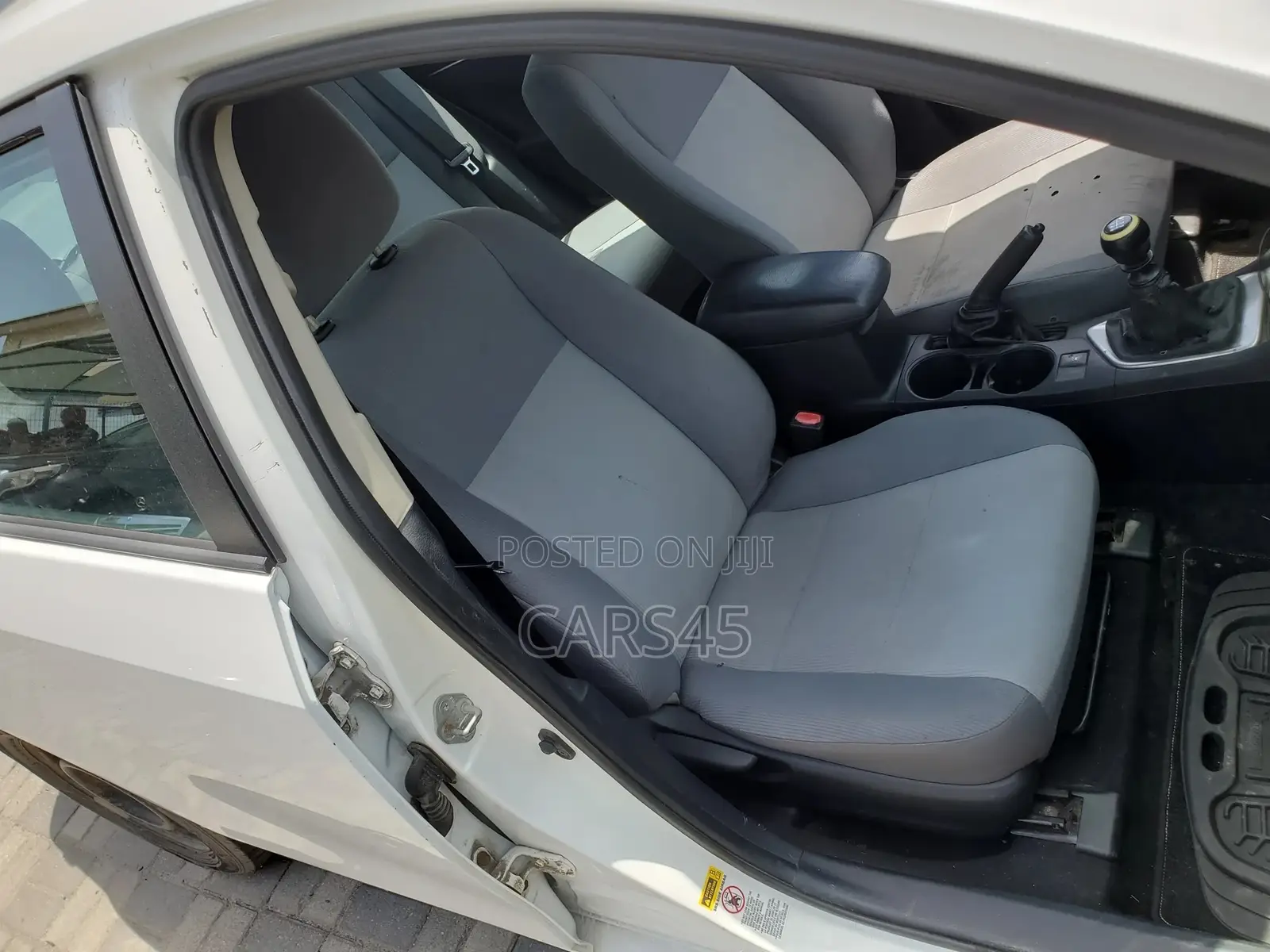 Toyota Corolla 2014 White