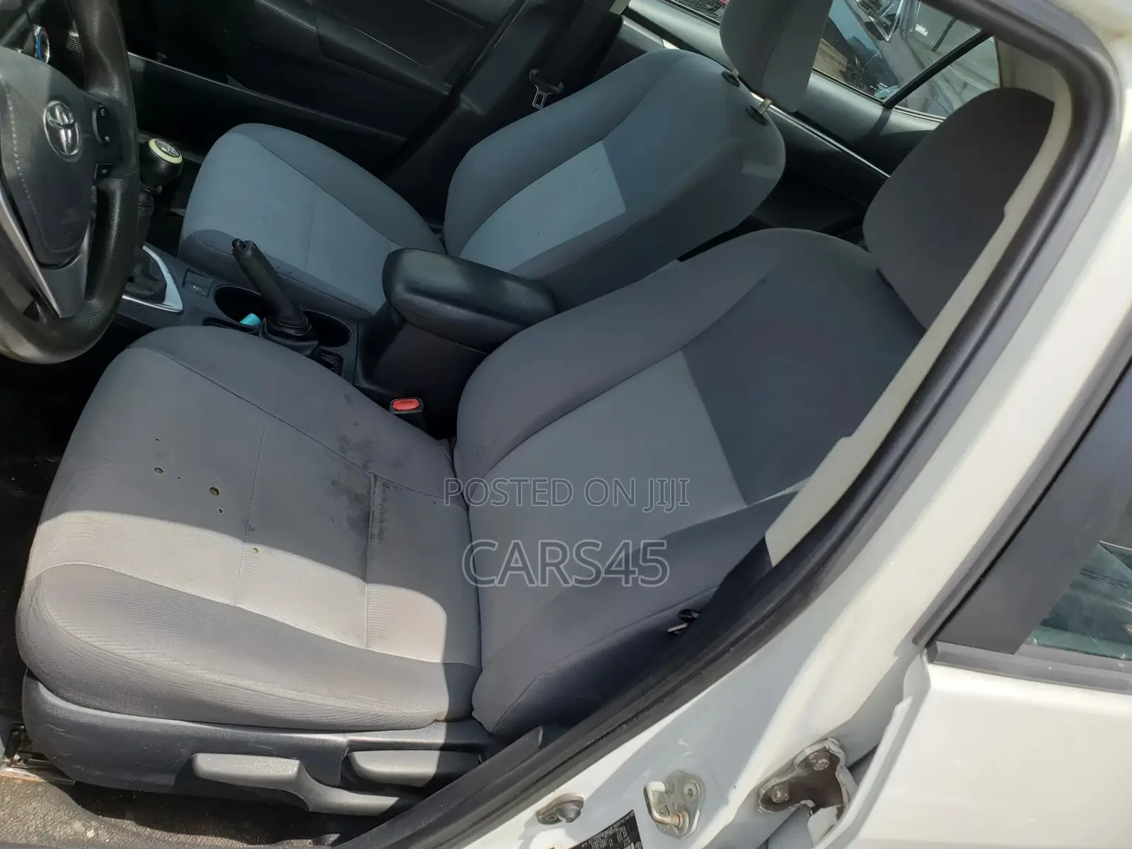 Toyota Corolla 2014 White