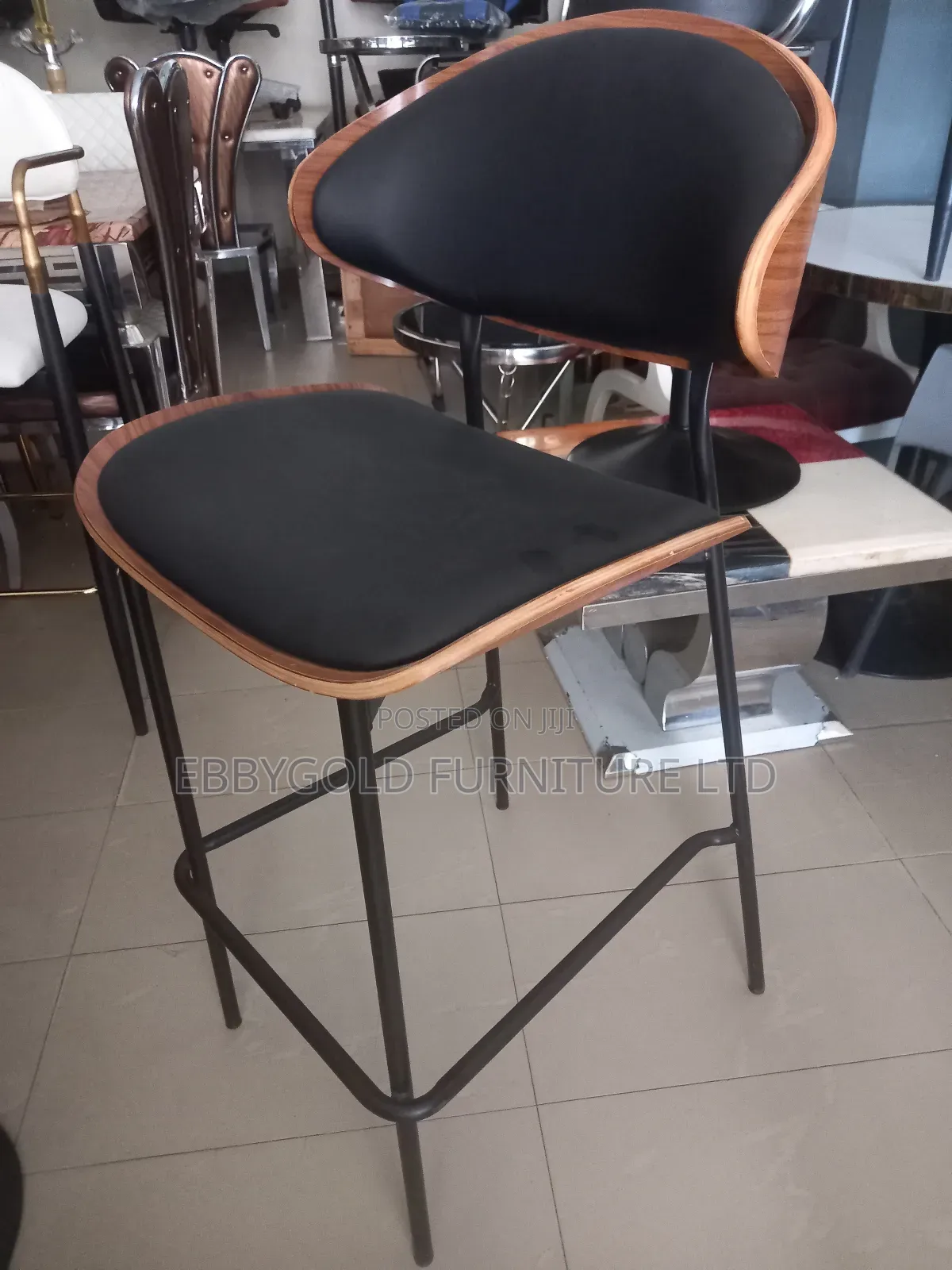 Bar Stool or Cashier Seat