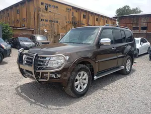 Mitsubishi Pajero 2019 Brown
