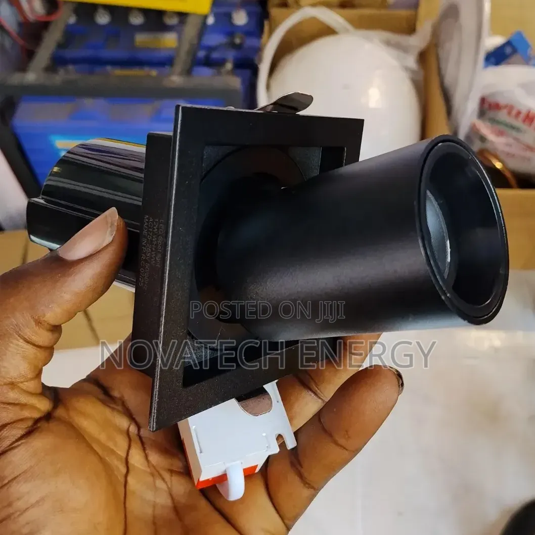 Retractable and Adjustable 12watts Recess Pop Light