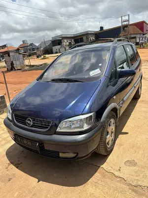 Opel Zafira Snowtrekker 2000 Blue