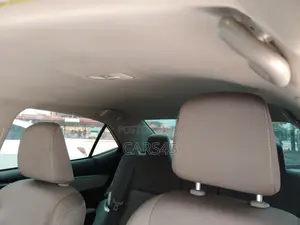 Toyota Corolla LE 4dr Sedan (1.8L 4cyl CVT) 2015 Gray
