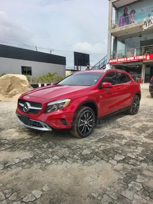 Mercedes-Benz CLA-Class CLA 250 4MATIC Wagon 2015 Red