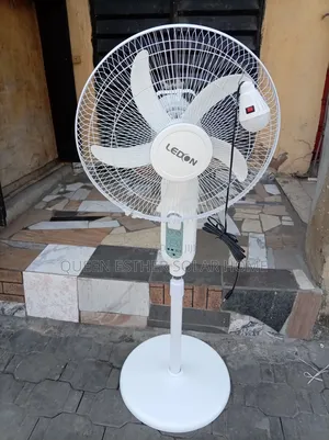 16 Inches Ledon Solar Fan With Remote 2 Bulbs