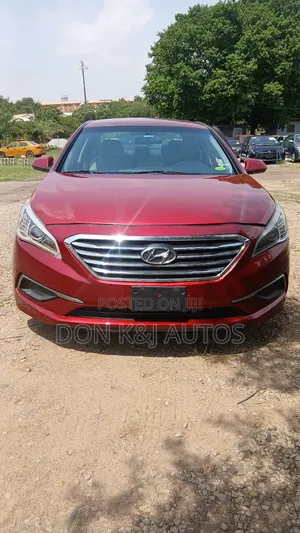 Hyundai Sonata Base Sedan FWD (2.4L 4cyl 6A) 2016 Red