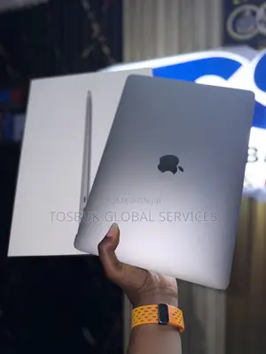 Laptop Apple MacBook Air 2020 8GB Intel Core i5 SSD 512GB