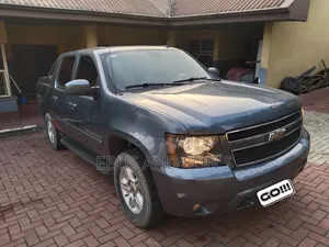 Chevrolet Avalanche 2008 Blue