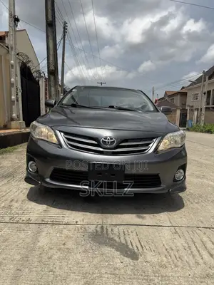 Toyota Corolla S 4dr Sedan (1.8L 4cyl 4A) 2012 Gray