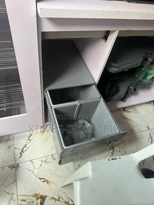 Cabinet Plastic Pull-Out Trash Can