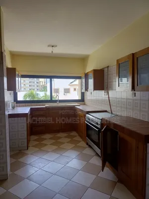 3bdrm Maisonette in Off Adeola Odeku for rent
