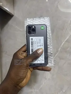 Apple iPhone 11 Pro 64 GB Black