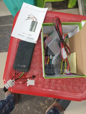GPS Vehicle Tracking Device