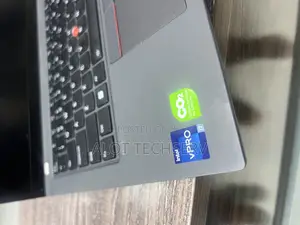 Laptop Lenovo ThinkPad P14s 48GB Intel Core i7 SSD 1T