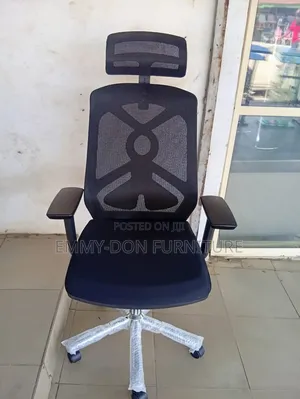 Highigh Quality Executive Swivel Office Chair