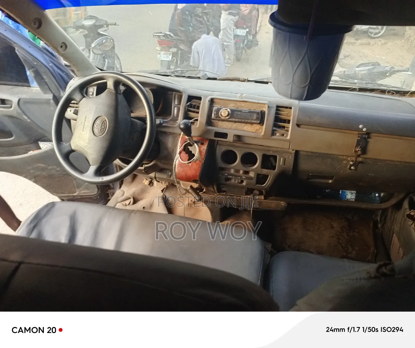 Toyota HiAce 2006 Blue