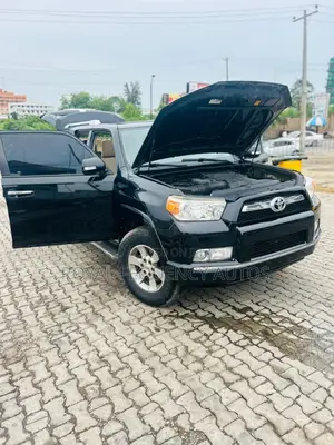 Toyota 4-Runner 2011 Black