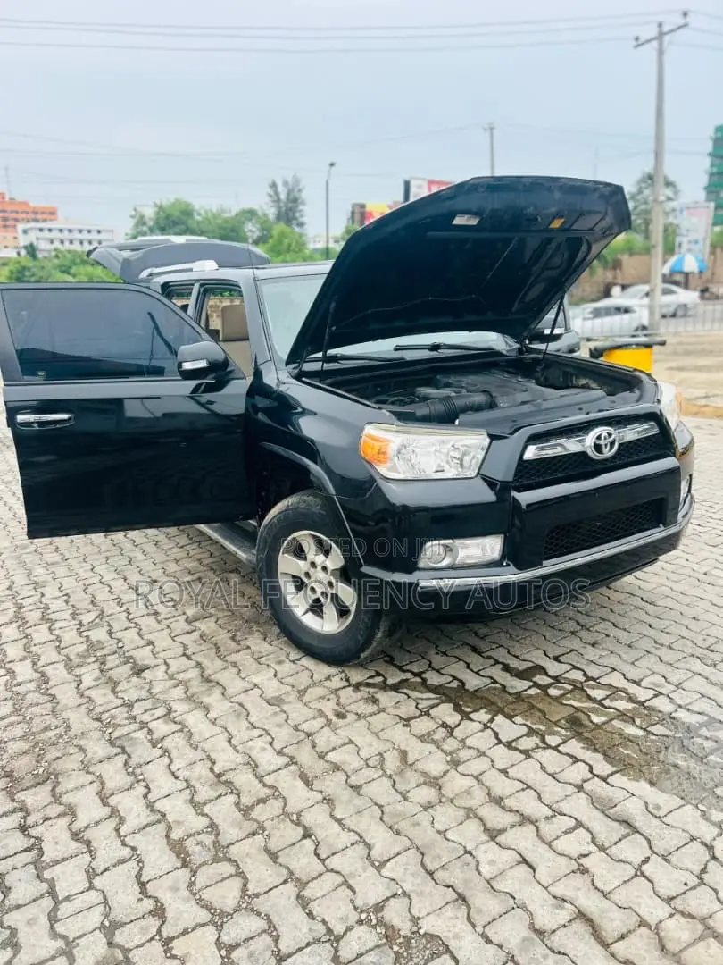 Toyota 4-Runner 2011 Black