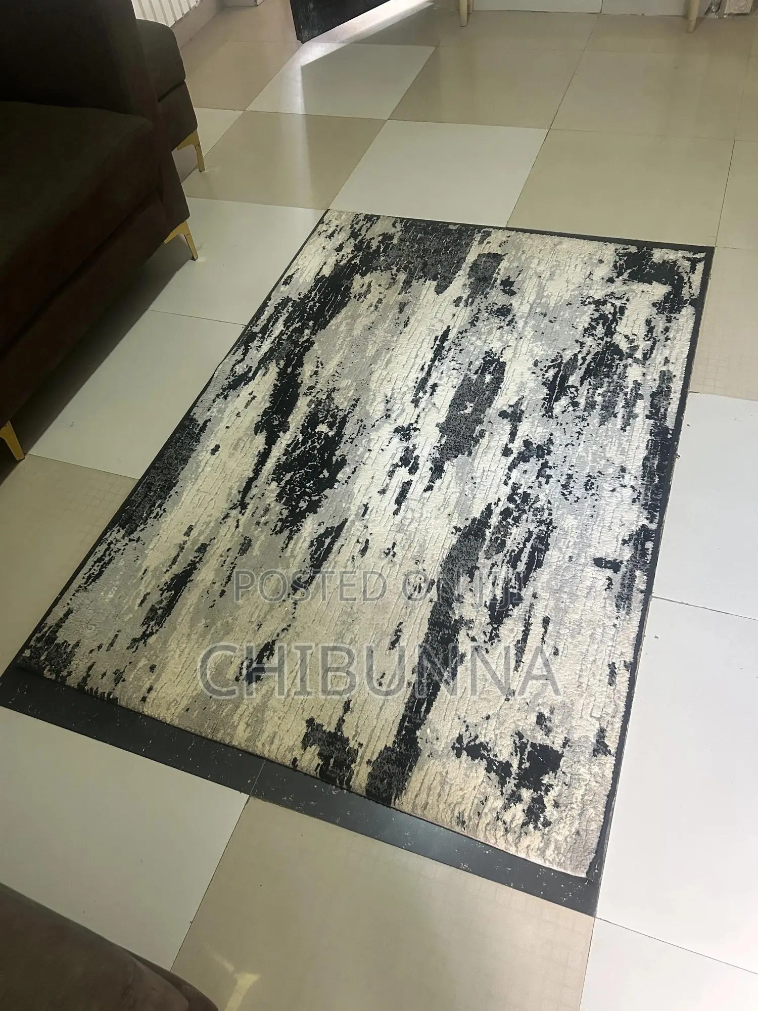 Classic Design Center Rug