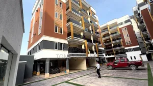 2bdrm Apartment in Freedom Way, Lekki Phase 1 for sale