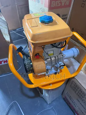 Bison Concrete Vibrator Ey 20 Uses Fuel