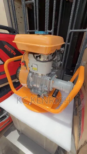 Bison Concrete Vibrator Ey 20 Uses Fuel