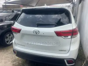 Toyota Highlander Limited Platinum 2019 White