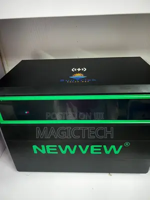 Suntrick Newvew All in One Solar Generator 2000w