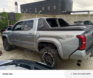 Toyota Tacoma Limited Double Cab 4WD 5.0 ft. SB 2025 Ivory